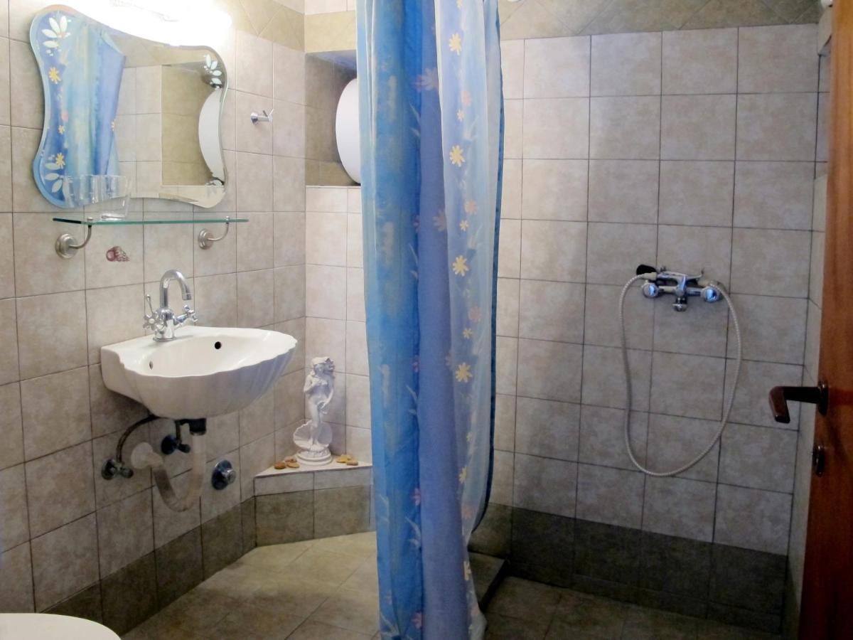 Pepi'S Rooms Triovasalos Exterior photo
