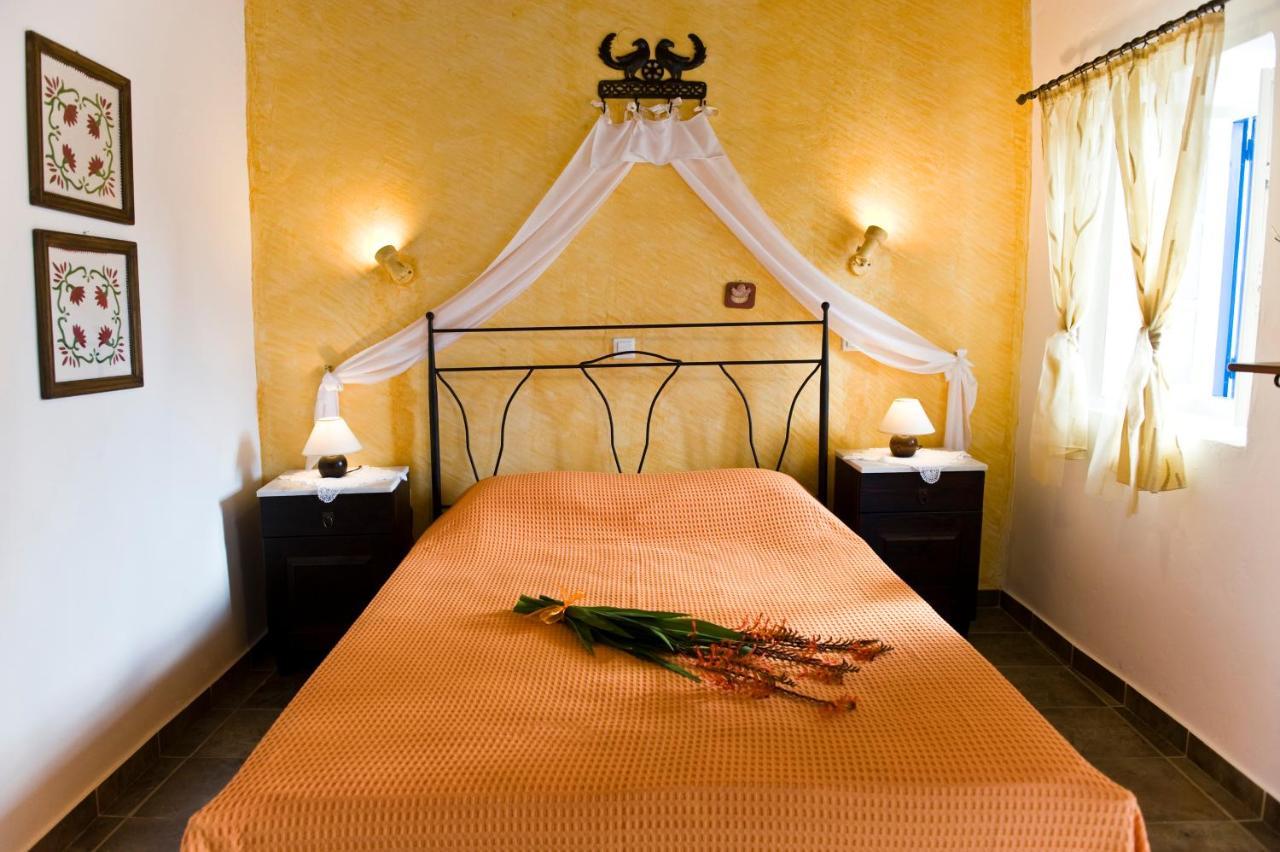 Pepi'S Rooms Triovasalos Exterior photo